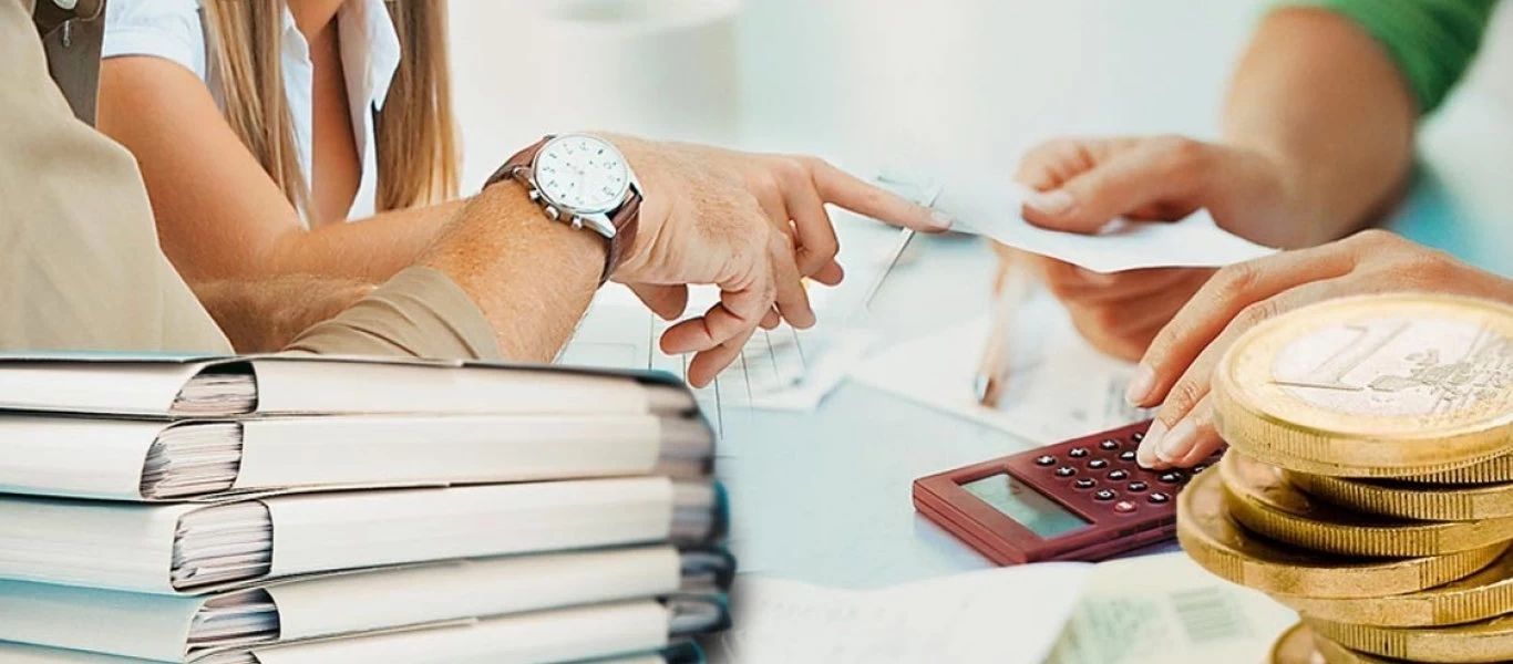 Ασφαλιστικό: Οι νέες εισφορές για ελεύθερους επαγγελματίες και αγρότες - Τι θα γίνει με επικουρική και εφάπαξ